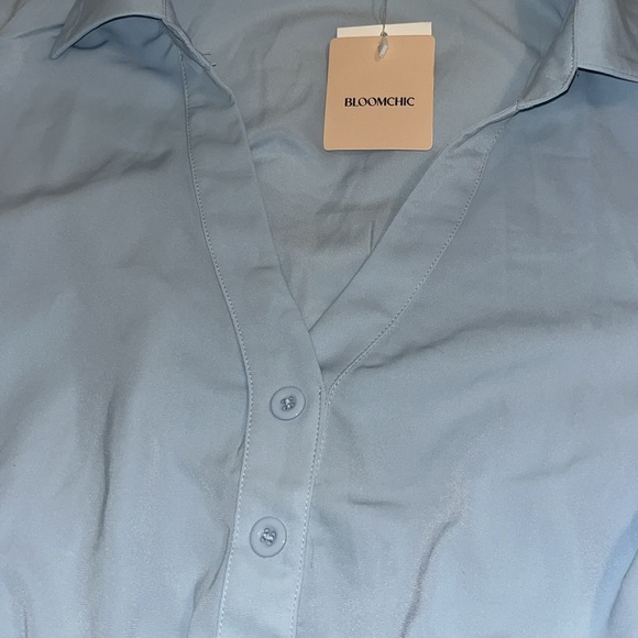 Bloomchic Plus Size LightBlue Lapel Collar Button Detail Blouse size 18-20 - Picture 4 of 10
